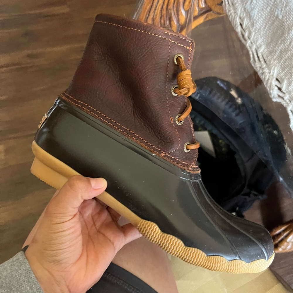 Sperry women’s saltwater winter lux boots